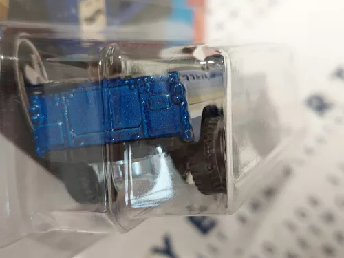HW Land Rover Seria II - albastru - HW Hot Trucks 5/10 - 92/250 - Hot Wheels - 1:64