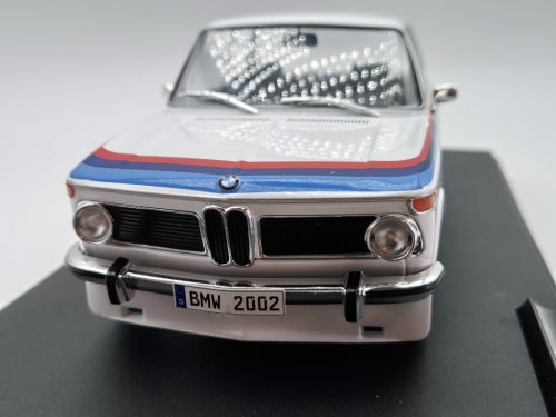 BMW 2002tii turbo (1971) - Solido - 1:18