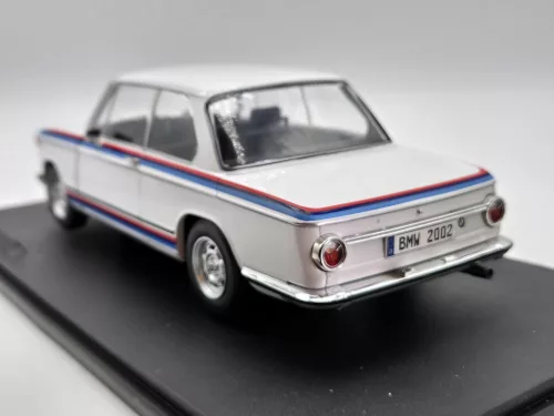 BMW 2002tii turbo (1971) - Solido - 1:18