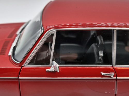 BMW 1602 (1971) - Solido - 1:18