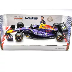   Red Bull RB19 F1 #11 (2023) - Las Vegas - Sergio Perez - Bburago - 1:43