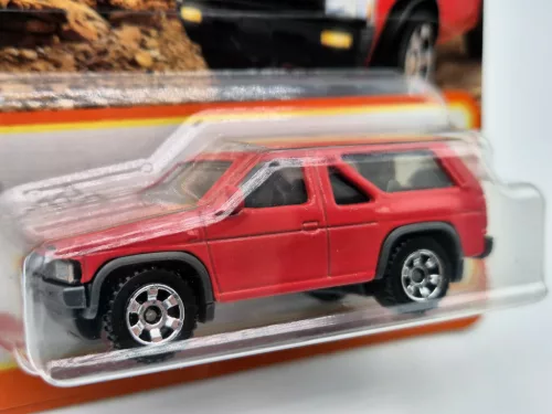 Nissan Pathfinder (1985) - 54/100 - blister - Matchbox - 1:64