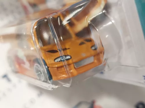 HW Toyota Supra (1994)- Tooned 4/5 - 224/250 - Hot Wheels - 1:64