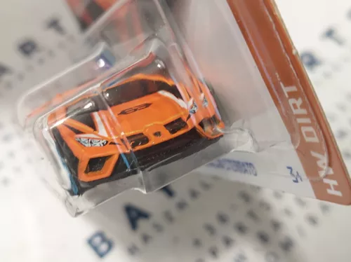 HW Lamborghini Huracan Sterrato - HW Dirt 6/10 - 222/250 - Hot Wheels - 1:64