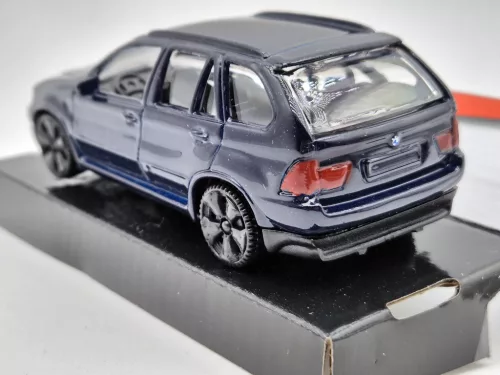 BMW X5 E53 - Motormax - 1:43