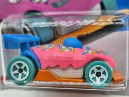 HW Donut Drifter - Hot Wheels Let's Race 2/5 - 40/250 - Hot Wheels - 1:64