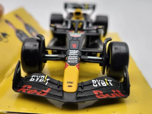 Red Bull RB20 F1 #1 (2024) - Max Verstappen - Bburago - 1:43
