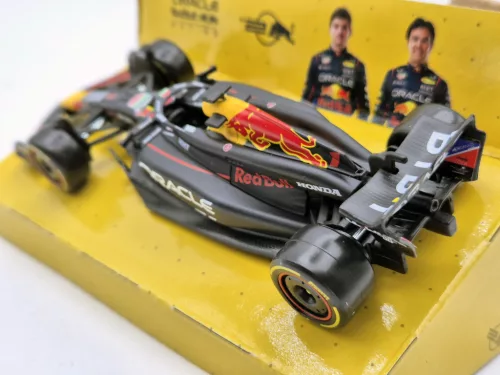 Red Bull RB20 F1 #1 (2024) - Max Verstappen - Bburago - 1:43