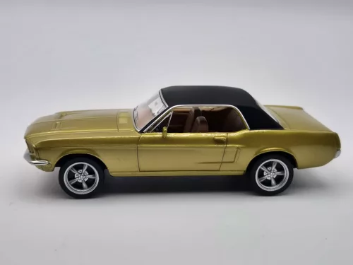 Ford Mustang Coupe (1968) - Norev - 1:43