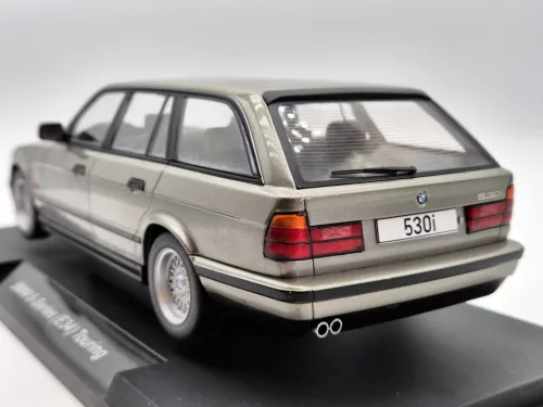 BMW E34 (1991) Touring - MCG - 1:18