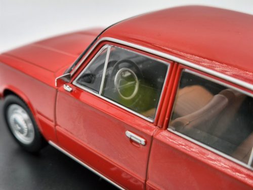 Lada 2101 1200 (1970) - roșu - Hachette - 1:24