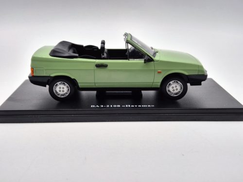 Lada Samara - Vaz 2108 Cabriolet - Natasha (1986) - Hachette - 1:24