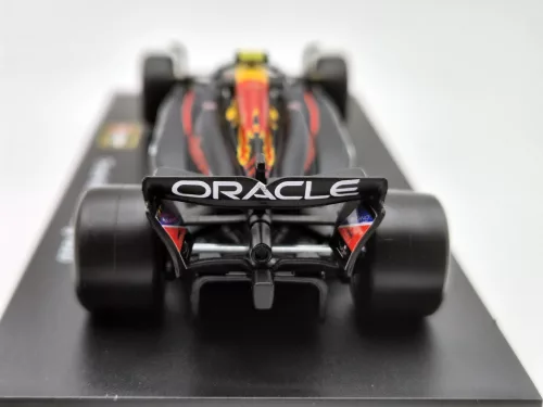 Red Bull RB20 F1 #11 (2024) - Sergio Perez - CU PILOT - Bburago - 1:43