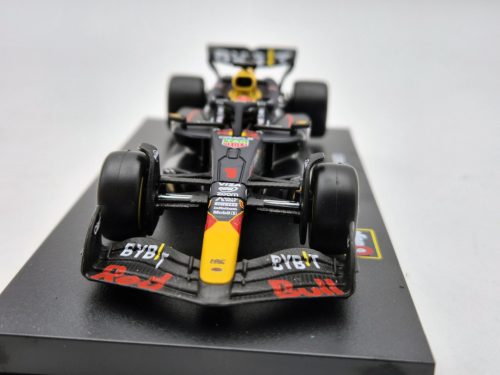 Red Bull RB20 F1 #1 (2024) - Max Verstappen - CU PILOT - Bburago - 1:43