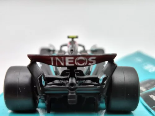 Mercedes GP W15 EQ Performance F1 #44 (2024) - Lewis Hamilton - Bburago - 1:43