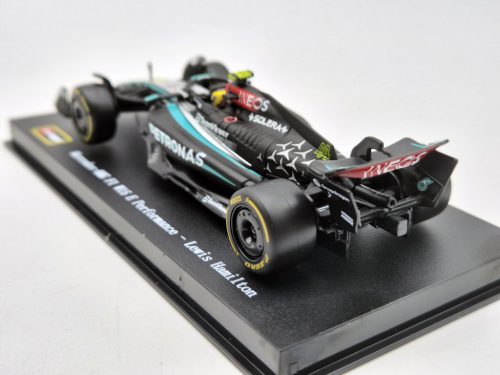 Mercedes GP W15 EQ Performance F1 #44 (2024) - Lewis Hamilton - CU PILOT - Bburago - 1:43