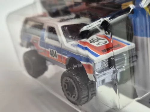 Hot Wheels Chevy Blazer 4x4- HW Dirt 3/10 - 81/250 - Hot Wheels - 1:64
