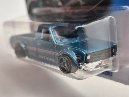 Hot Wheels Datsun Sunny Truck (B120) (1975) - HW Hot Trucks 6/10 - 93/250 - Hot Wheels - 1:64