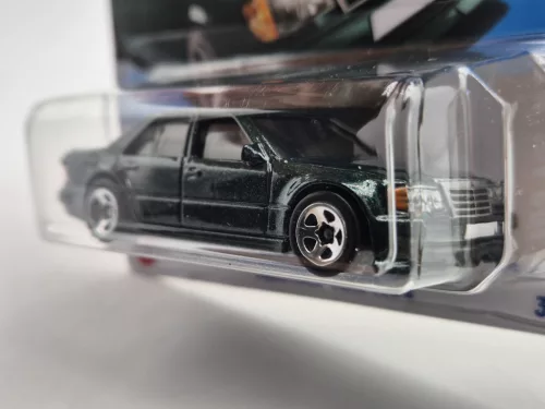 Hot Wheels Mercedes-Benz 500 E - HW '70s vs. '90s 3/10 - 52/250 - Hot Wheels - 1:64