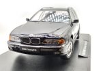 BMW E39 Touring (1998) - albastru - Triple9 - 1:18