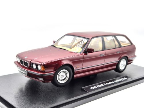 BMW E34 Touring (1996) - bordo - Triple9 - 1:18