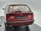 BMW E34 Touring (1996) - bordo - Triple9 - 1:18