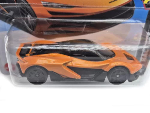 Hot Wheels McLaren W1 - HW Race Day 6/10 - 142/250 - Hot Wheels - 1:64