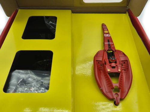 Ferrari SF-23 F1 #55 (2023) - Carlos Sainz - model asamblabil - Bburago - 1:24