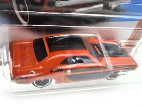 Hot Wheels '71 Dodge Challenger - Muscle Mania 1/10 - 131/250 - Hot Wheels - 1:64