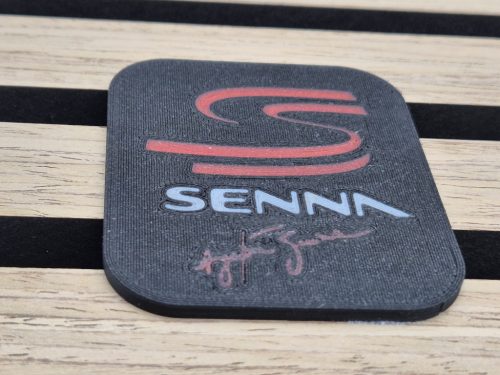 Toleman Hart TG184 F1 #19 (1984) - Ayrton Senna - pe placă decorativă - obiect decorativ - Edicola - 1:24