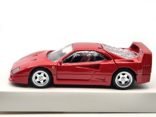 Ferrari F40 (1987) - Norev - 1:43