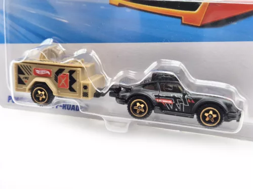 Flota de Piste Hot Wheels - Porsche 911 Off-Roader - negru - Hot Wheels - 1:64