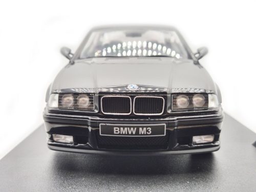 BMW E36 M3 coupe (1990) - Solido - model auto 1:18