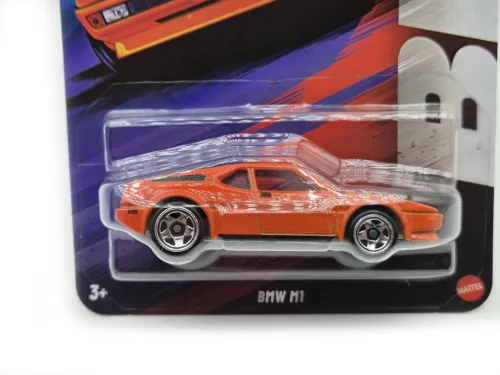 BMW M1 - 1/5 - card lung - Hot Wheels - 1:64