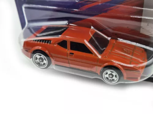 BMW M1 - 1/5 - card lung - Hot Wheels - 1:64