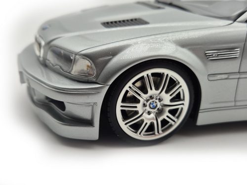 BMW E46 M3 GTR Coupé (2001) – Otto – model 1:18