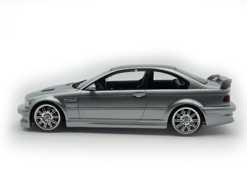 BMW E46 M3 GTR Coupé (2001) – Otto – model 1:18