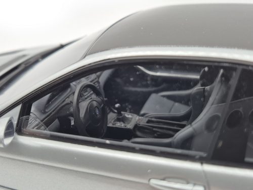 BMW E46 M3 GTR Coupé (2001) – Otto – model 1:18