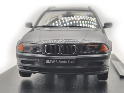 BMW E46 touring - gri închis - KK-Scale - 1:18