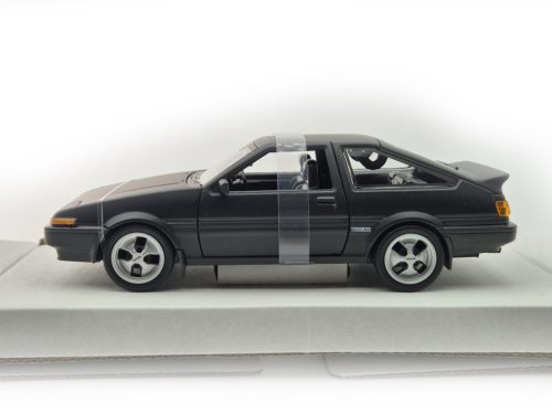 Toyota Sprinter Trueno AE86 - negru - Maisto - 1:24