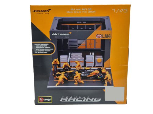 McLaren Pit Stop - dioramă box - MCL38 F1 #4 (2024) - Lando Norris - cu mecanici - Bburago - 1:43