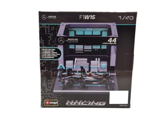 Mercedes Pit Stop - dioramă box - W14 EQ Performance F1 #44 (2023) - Lewis Hamilton - cu mecanici - Bburago - 1:43