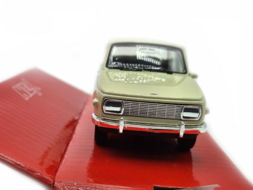 Wartburg 353 - Welly - 1:34