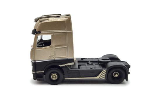 Mercedes Benz Actros 1851 MP4 Gigaspace camion (2018) - Maisto - 1:64