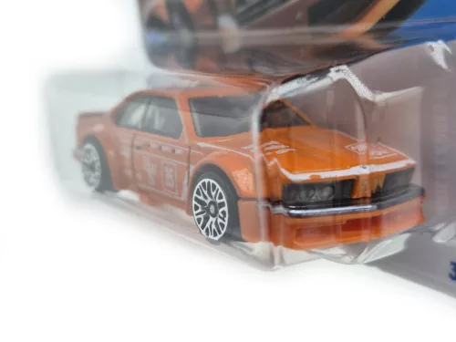 Hot Wheels BMW 635 CSi - Wild Widebody 1/5 - 185/250 - portocaliu - Hot Wheels - 1:64