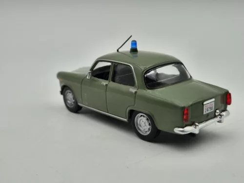 Alfa Romeo Giulietta - rendőrautó -  Edicola - 1:43