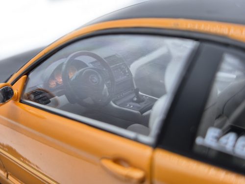 BMW E46 M3 Coupé (2000) – portocaliu / negru – Solido – 1:18 1/18 model auto