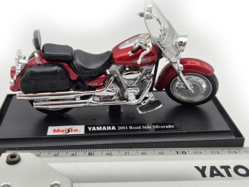 Yamaha Road Star (2001) – Maisto – 1:18 1/18 model auto