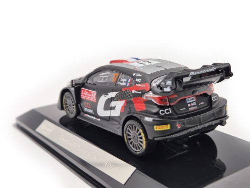 Toyota Yaris GR Rally1 – Gazoo Racing WRT (2024) – #17 – Sébastien Ogier – Vincent Landais – Bburago – 1:43 1/43 model auto