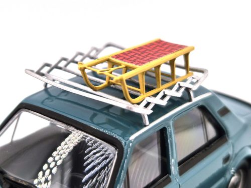 Skoda 120L (1984) - cu portbagaj de plafon și sanie - turcoaz - Abrex - model auto 1:43